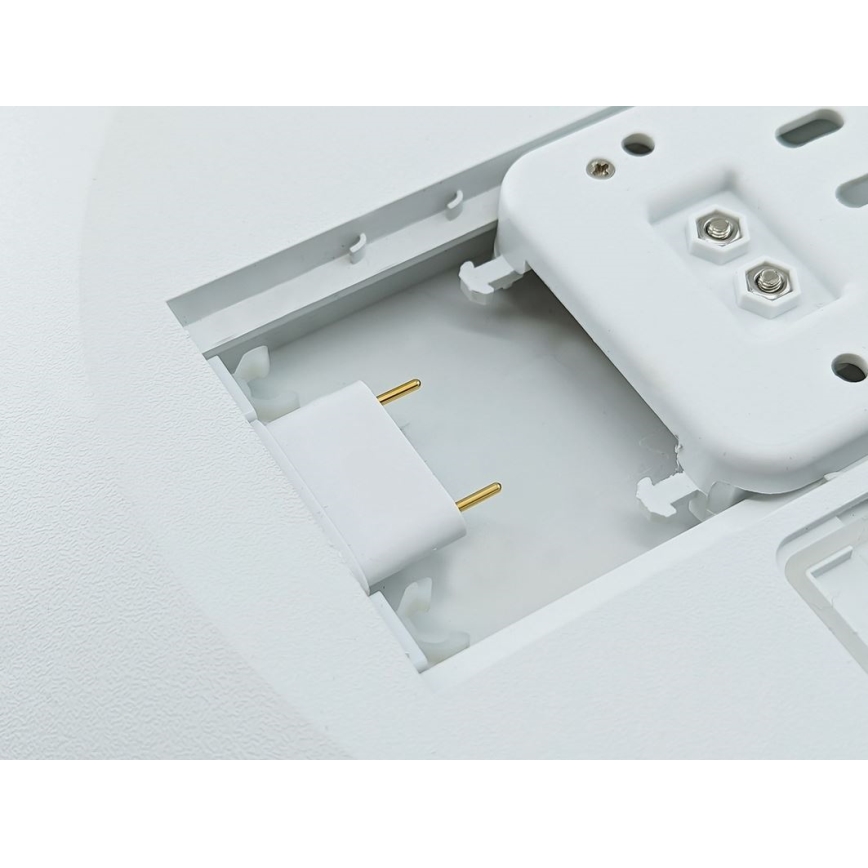 Dimmbare LED-Deckenleuchte für Badezimmer SLIDE LED/6/12/18/24W/230V 2900/4000/6200K IP44 weiß