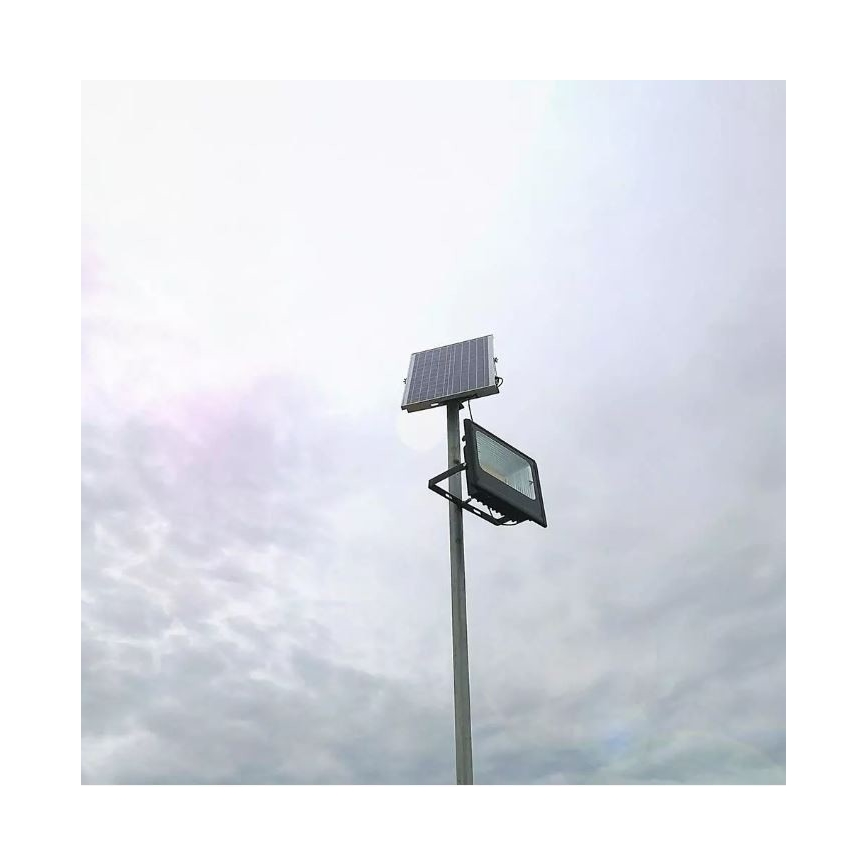 LED dimmbarer Solarstrahler LED/12W/3,2V 6000K IP65 5000 mAh + Fernbedienung