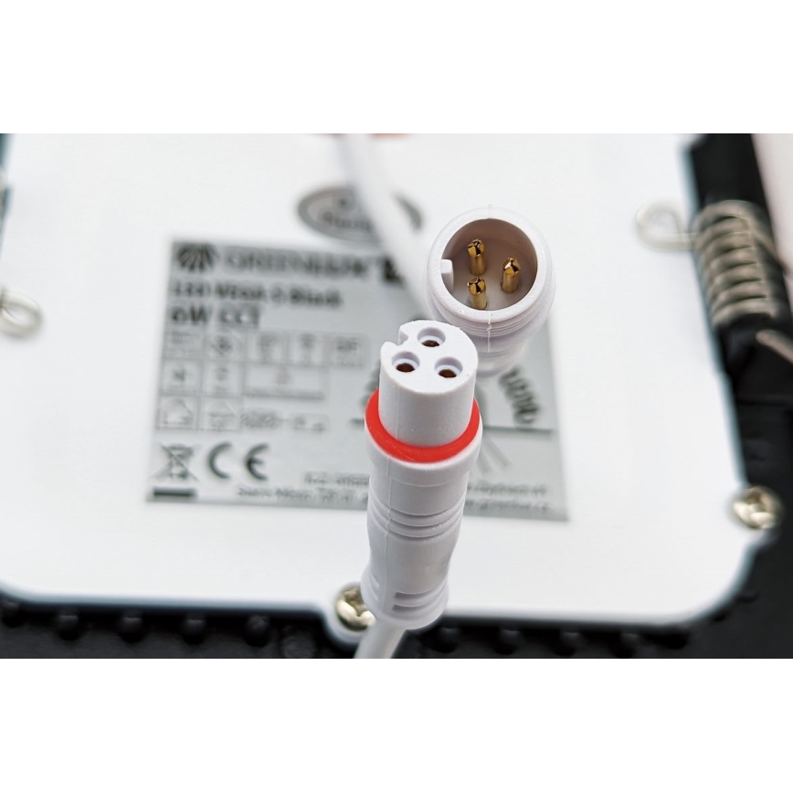 LED-Einbauleuchte VEGA LED/6W/230V 2900/3900/5800K d 12,5 cm schwarz