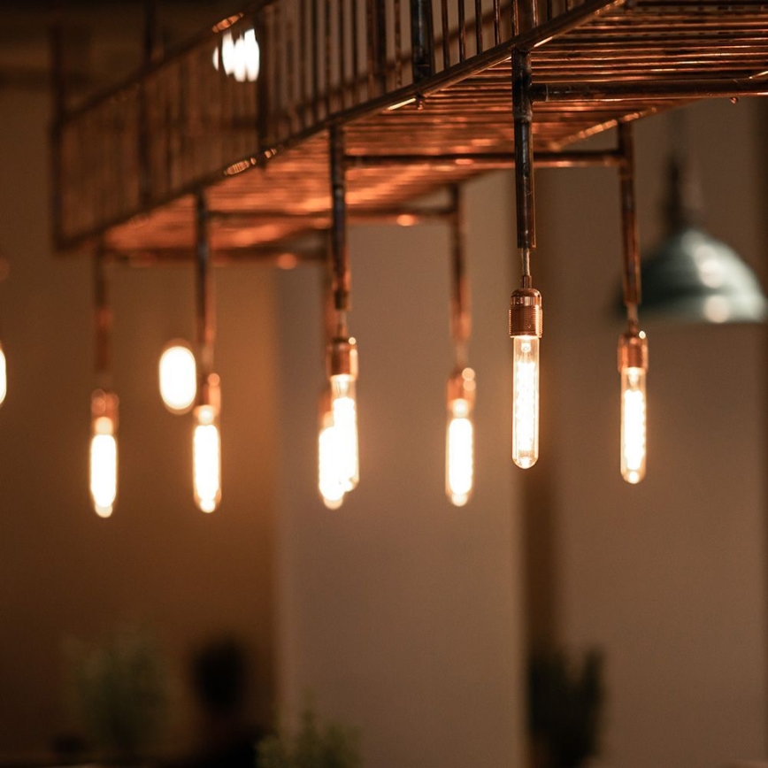 LED-Glühlampe FILAMENT T30 E27/2W/230V 3000K