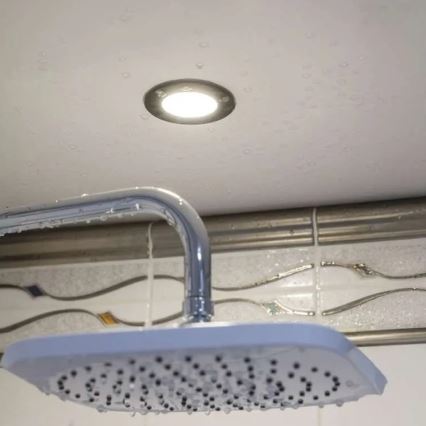 Plafoniera LED per bagno LORI LED/4,5W/230V IP65 2700/4000K diam. 8,5 cm nero