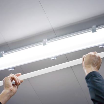 LED-Leuchtstoffröhre T8 G13/18W/230V 4000K 120 cm