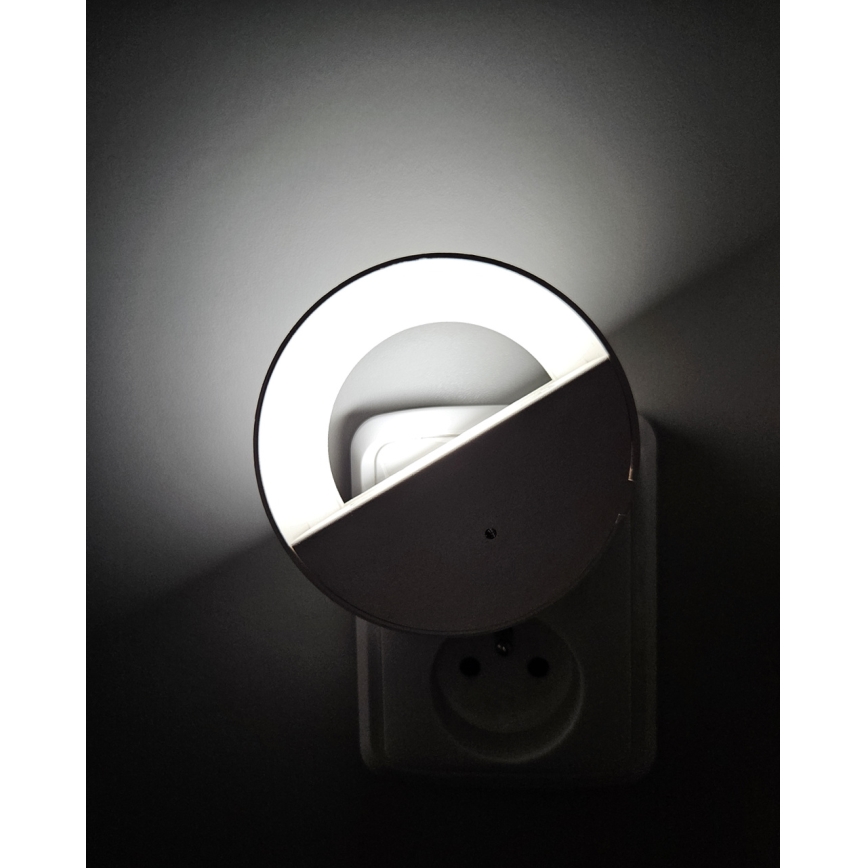 LED Luce notturna con sensore crepuscolare LED/0,5W/230V bianco