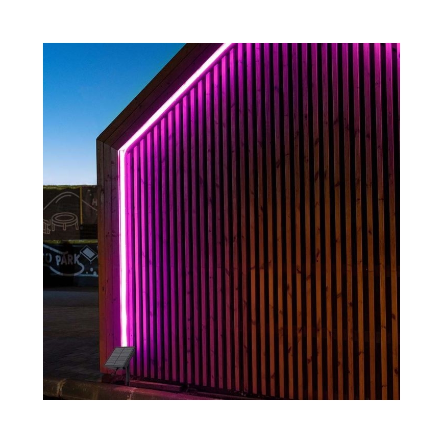 LED RGB Striscia solare dimmerabile LED/1,2W/3,7V IP67 5m + telecomando