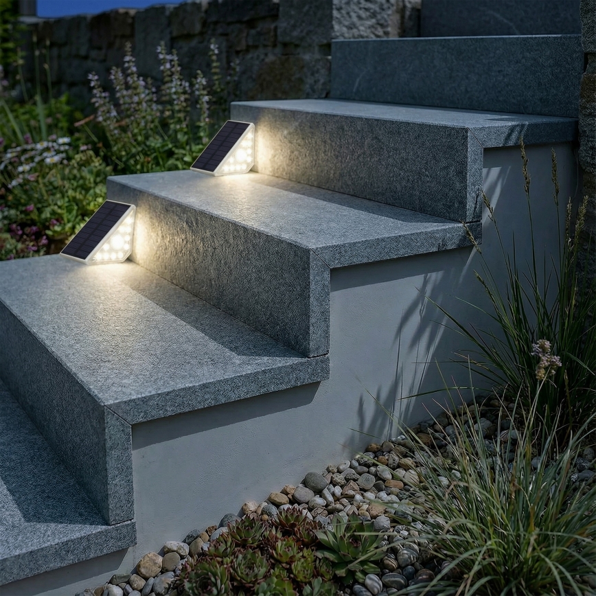 LED-Solarleuchte mit Sensor ARI LED/4,5W/3,7V 600 mAh IP44 weiß
