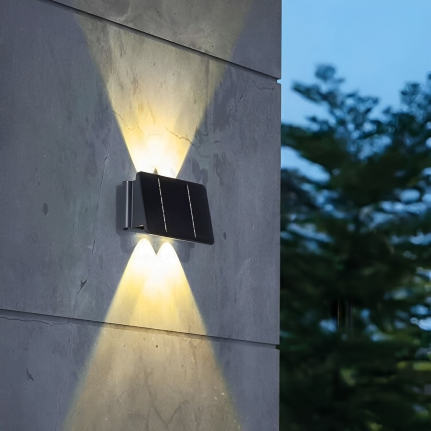 LED-Solarwandleuchte 4xLED/1,5W/3,7V IP54 schwarz