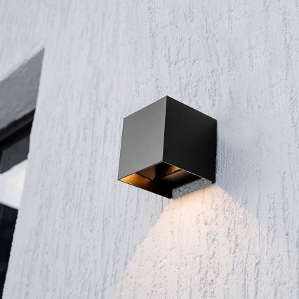 LED-Solarwandleuchte mit Sensor LED/9W/3,7V 3000/4000/5000K 2600 mAh IP65 schwarz