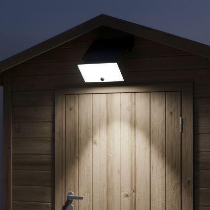 LED-Strahler mit Sensor und Solarmodul FUJI LED/8W/3,7V 2000 mAh IP44