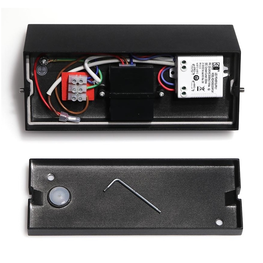 LED2 - Lampada da parete per esterni a LED con sensore HUGO LED/9W/230V IP54 3000K/4000K
