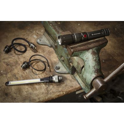 Ledlenser WORKERS FRIEND - Torcia LED ricaricabile dimmerabile, 2500 mAh, 280 lm, 80 h, nera