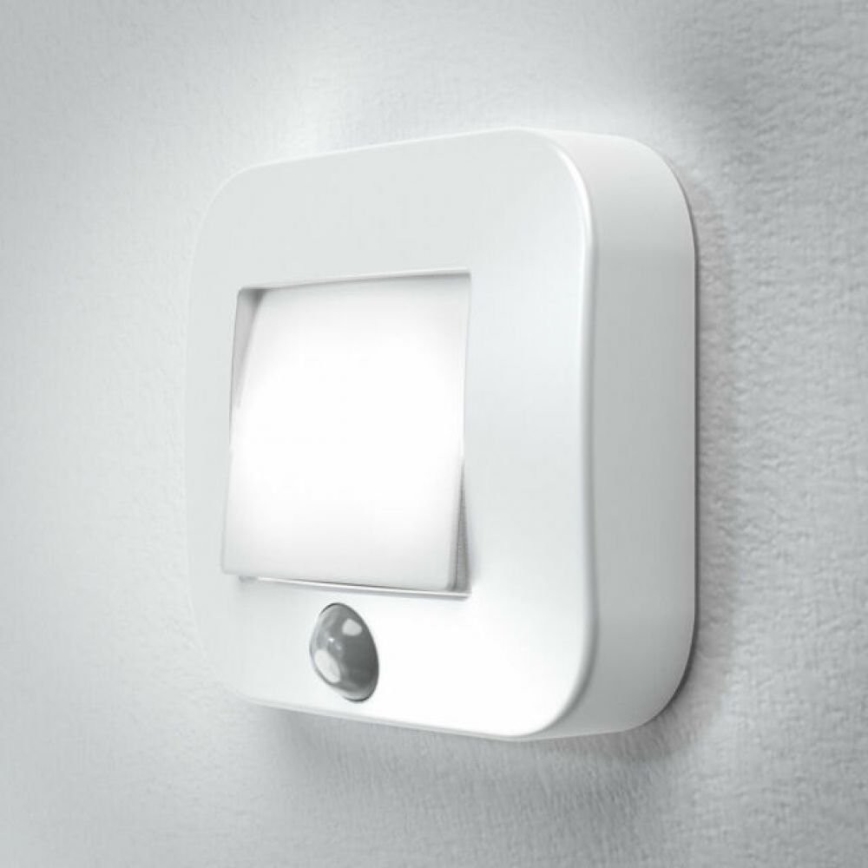 Ledvance - Lampada d'orientamente a LED con sensore NIGHTLUX LED/0,25W/3xAAA