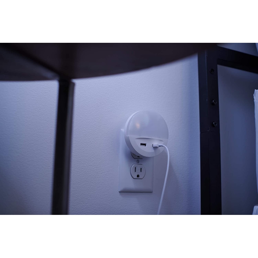 Ledvance - LED-Nachtlicht für Steckdose mit Sensor LUNETTA 2xUSB LED/13W/230V
