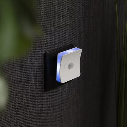 Ledvance- Veilleuse d'orientation sur prise avec détecteur LUNETTA LED/0,3W/230V