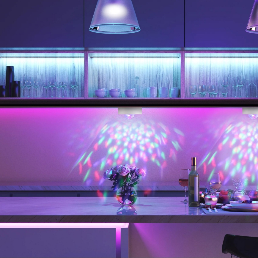 LOT 2x LED RGB à intensité variable lampe décorative FESTA 3xAAA/4,5V + télécommande