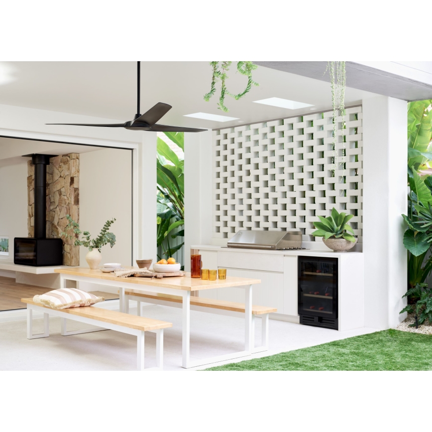 Lucci Air 21321649 - Ventilatore da soffitto ABYSS diametro 142 cm IP66 nero + telecomando