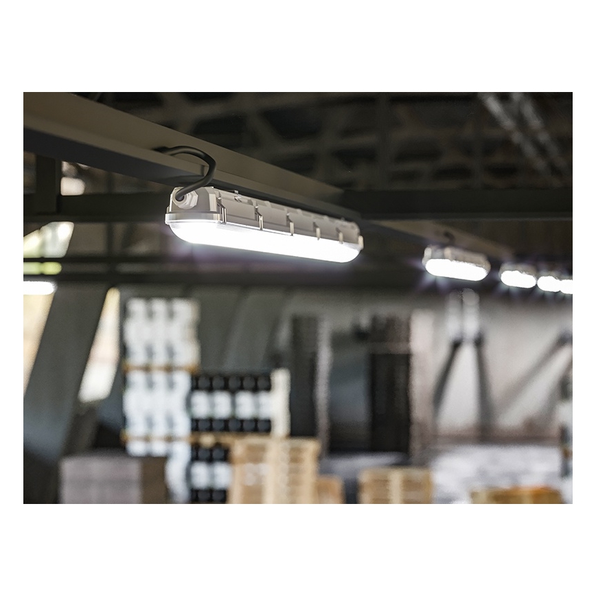 Luminaire technique LED dimmable LED/35/44/53/60W/230V IP66 150 cm