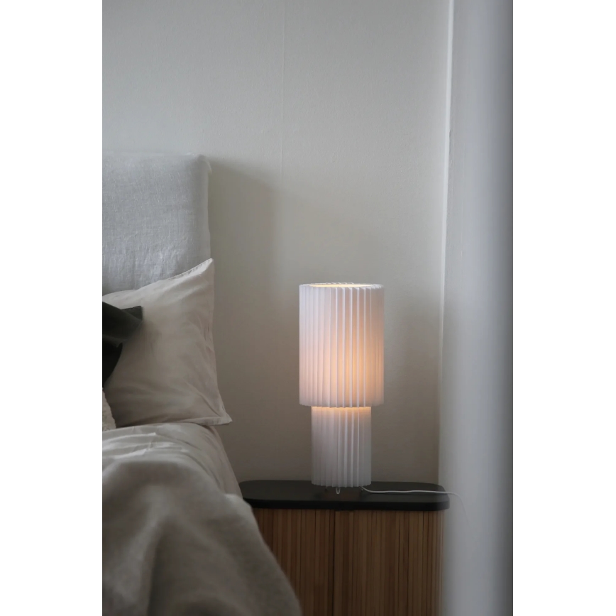 Markslöjd 108897 - Lampada da tavolo CATIS 1xE27/60W/230V 45 cm bianca