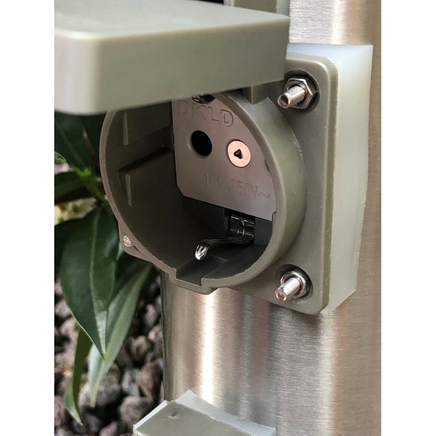 Multipresa verticale da esterno SYDNEY 4Z SCHUKO 230V IP44