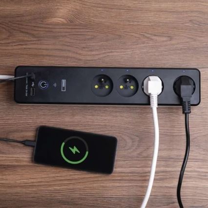 Multiprise intelligente avec interrupteur GoSmart 4 prises + 1x USB-A + 1x USB-C 2 m Wi-Fi Tuya