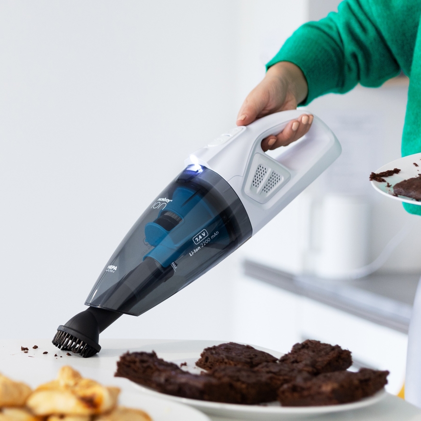 Niceboy ION Hurricane R1 - Aspirateur à main rechargeable 50W/2200 mAh blanc/bleu
