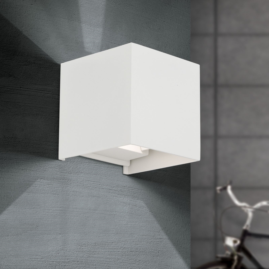 Applique murale extérieure LED CUBE 2xLED/3W/230V IP54 blanc