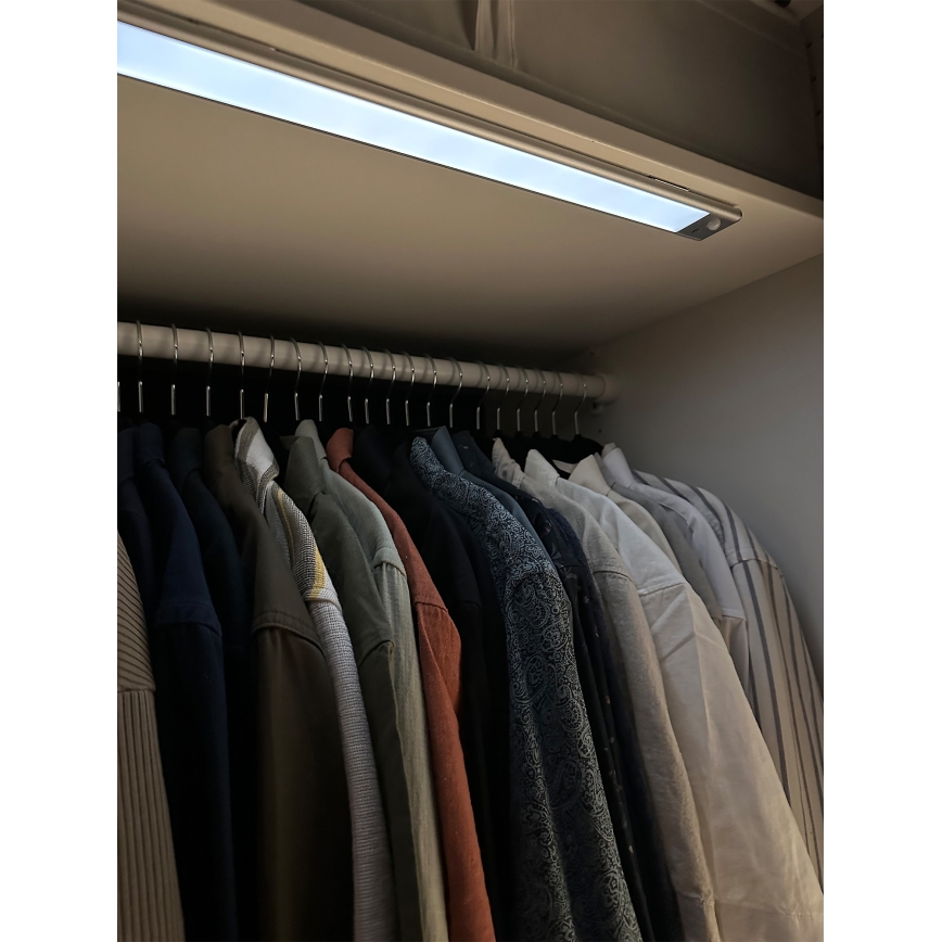 Osram - Lampada sottopensile LED LINEAR con sensore di movimento e sensore crepuscolare, 4W, 3,7V, 1500 mAh, 3000/4000/6500K, 60 cm, grigio