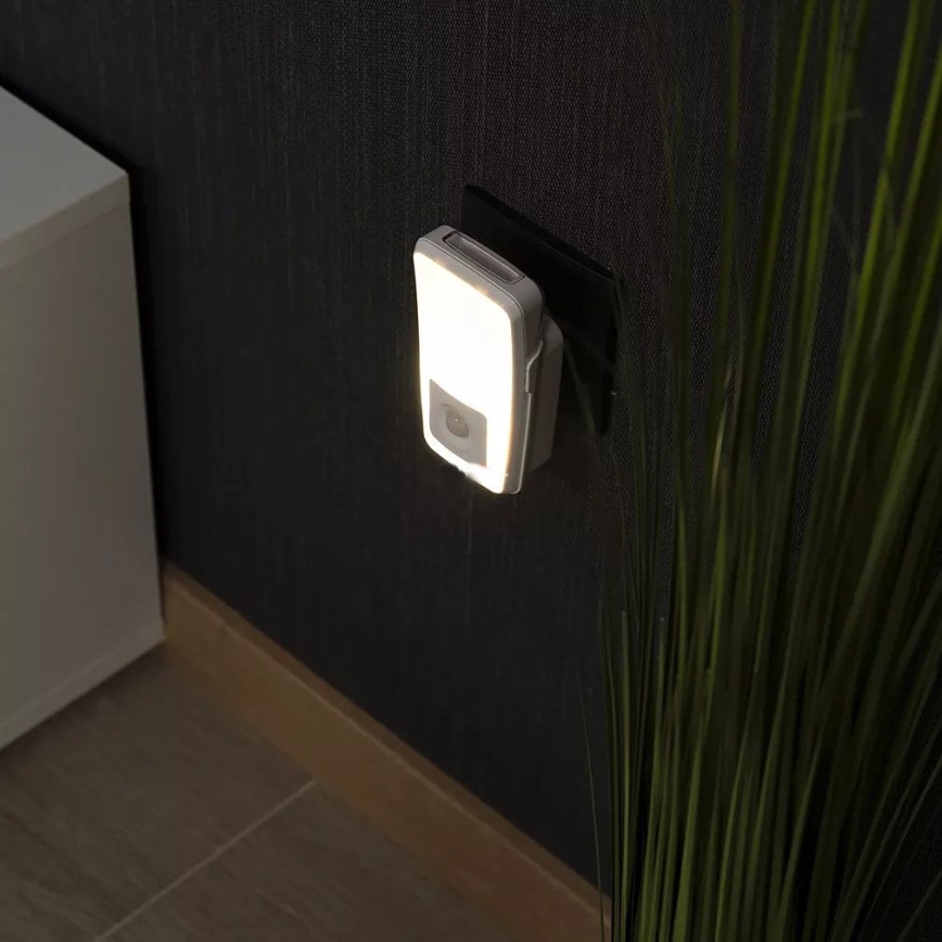 Osram - Luce notturna a spina LED con sensore LUNETTA LED/2W/230V