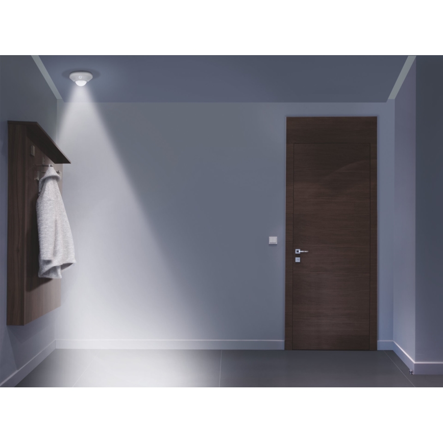 Osram - Lampada LED orientativa con sensore NIGHTLUX LED/2W/3xAA bianca