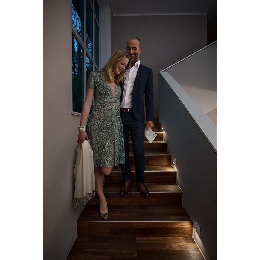 Osram - Luminaire LED pour escalier avec capteur NIGHTLUX LED/0,25W/3xAAA IP54 argenté