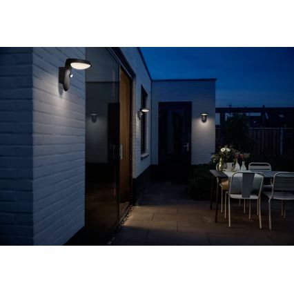 Philips - Applique LED da esterno con sensore TYLA LED/9W/230V 2700K IP44