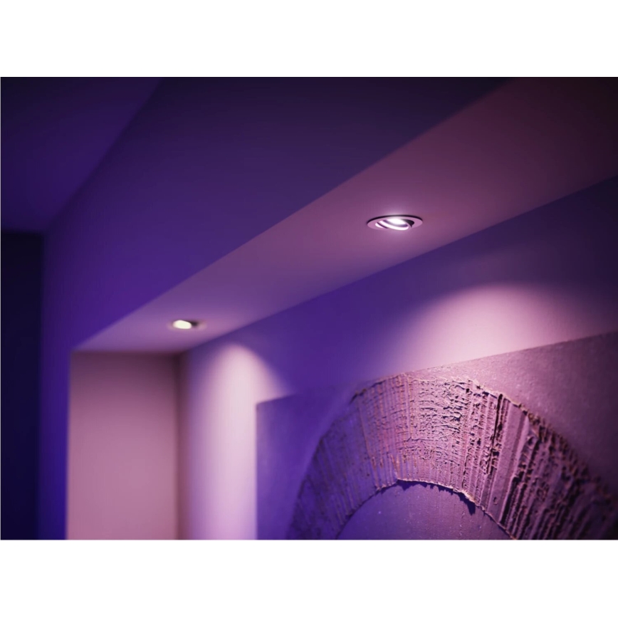 Starter-Set Philips Hue WHITE AND COLOR AMBIANCE 3xGU10/4,2W/230V 2000-6500K + Hue Bridge und Dimmschalter