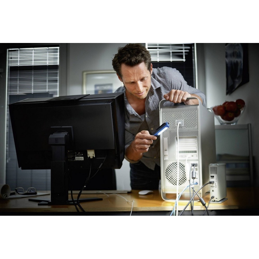 Philips LPL18B1 - Lampada tecnica LED 5xLED/1,3W/3xAAA IP54