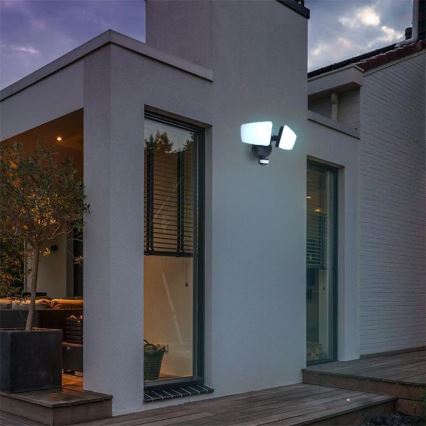 Proiettore da esterno a LED con sensore LED/24W/230V 3000/4000/6000K IP54 nero