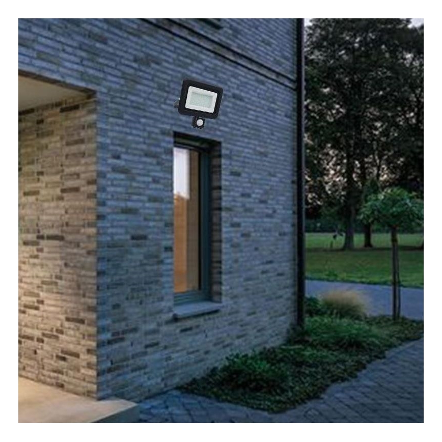 Proiettore da esterno a LED con sensore LED/50W/230V 4000K IP44 nero
