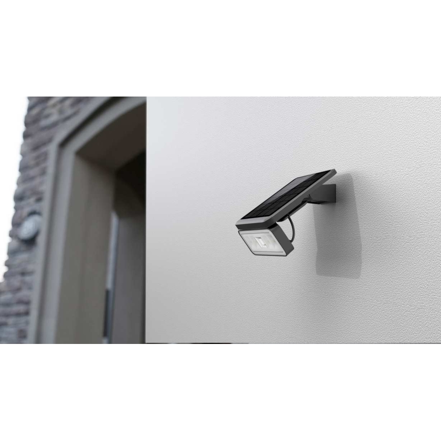 Projecteur solaire d'extérieur avec détecteur LED/8W/3,7V IP54 noir