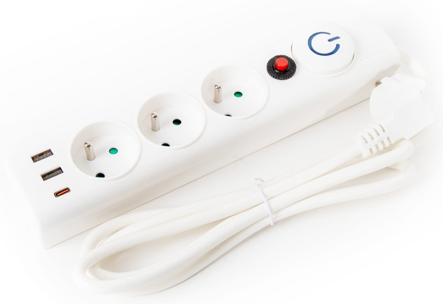 Prolunga con interruttore 3Z Tipo E + 2xUSB-A + 1xUSB-C 1,5m