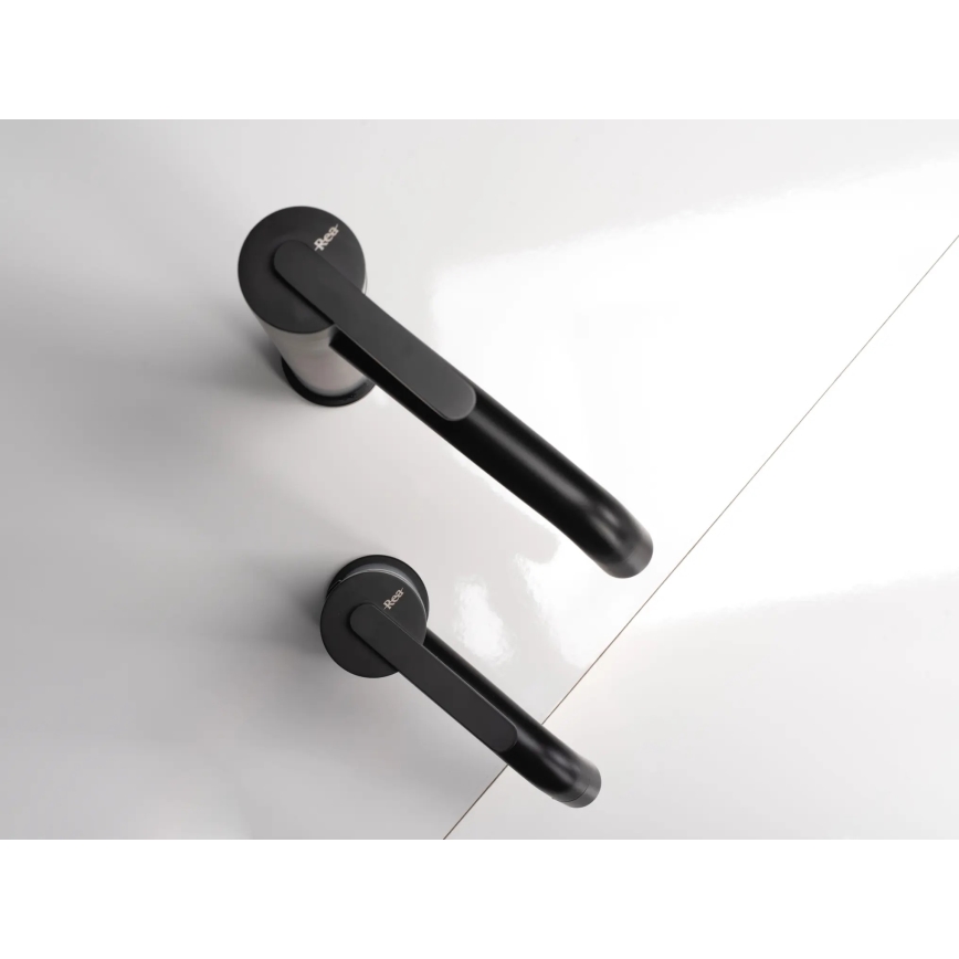 REA-B5508 - Miscelatore per lavabo ONTARIO 30 cm nero