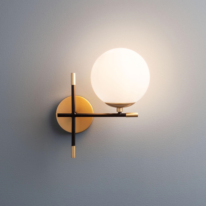 Redo 01-2944 - Applique murale ESSENTIAL 1xE14/28W/230V droit