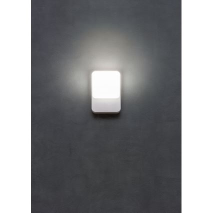 Redo 90127 - Applique da parete per esterni COLIN LED/9W/230V 3000K IP54 bianco