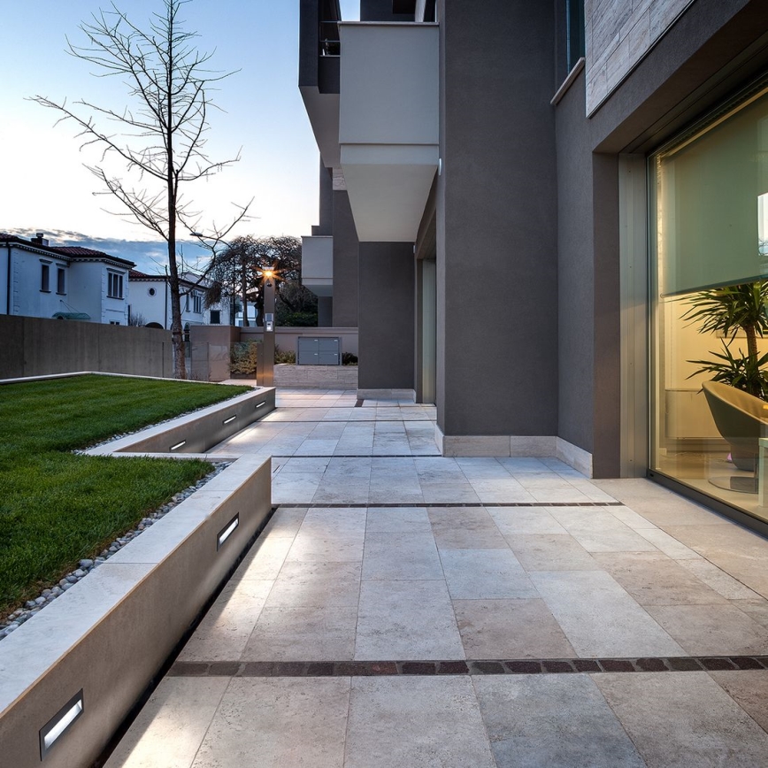 Redo 9092- Éclairage d'escalier extérieur IGOR LED/6W/230V 3000K IP54 anthracite