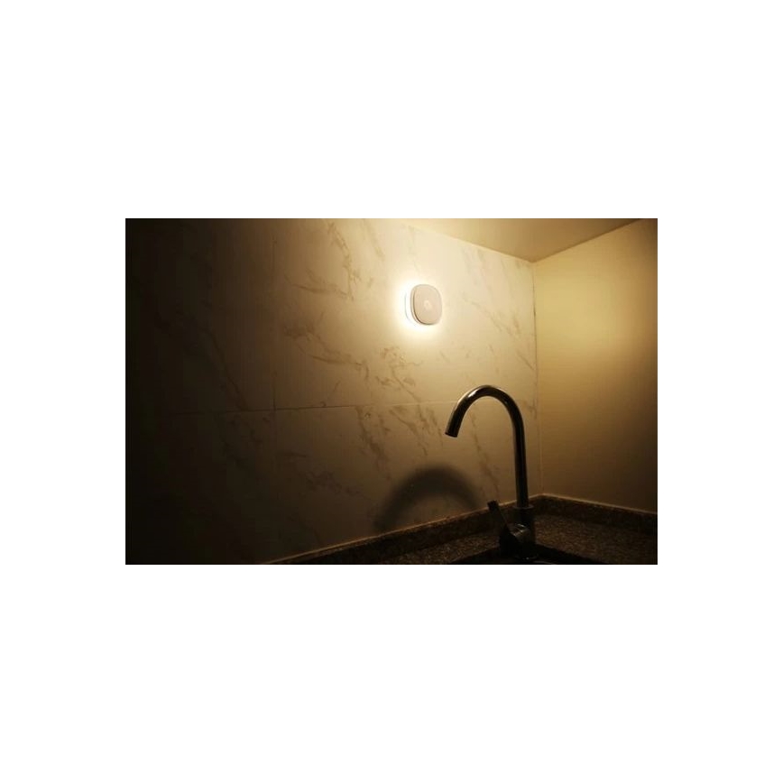 LED-Nachtlicht mit Sensor LED/0,45W/3xAAA 3000K weiß