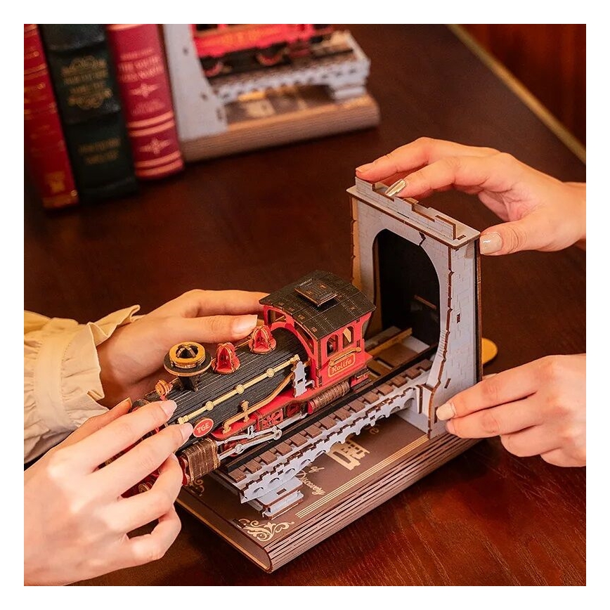 RoboTime - 3D puzzle Fermalibri Treno a vapore storico