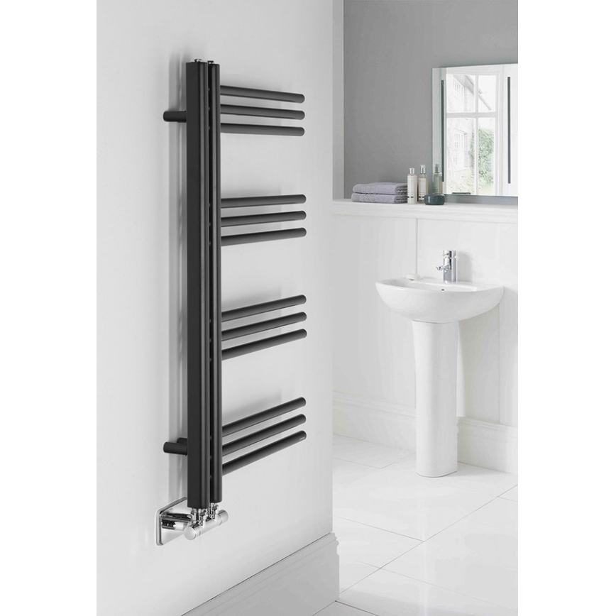 Sapho - Scaldasalviette da bagno DORLION 300W/230V 50x90 cm nero opaco