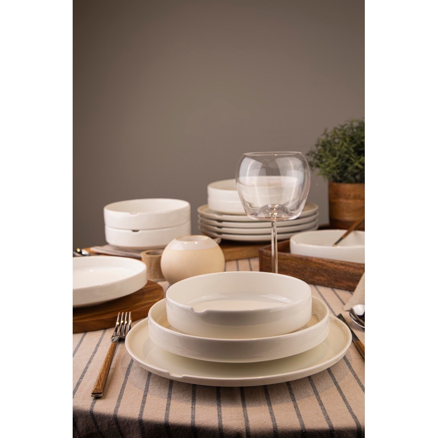 Service de table 18 pièces, blanc en porcelaine