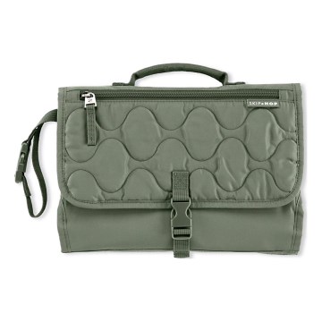 Skip Hop - Tappetino fasciatoio da viaggio e borsa 2 in 1 PRONTO verde