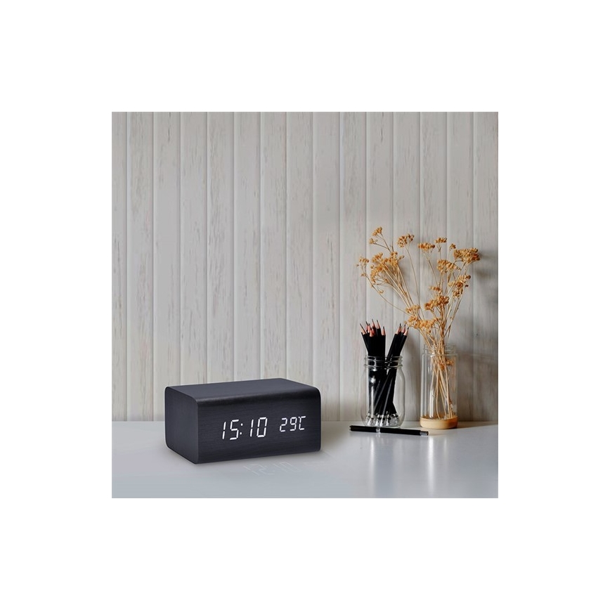 Orologio con sveglia LED/5V/3xAAA 3000mA