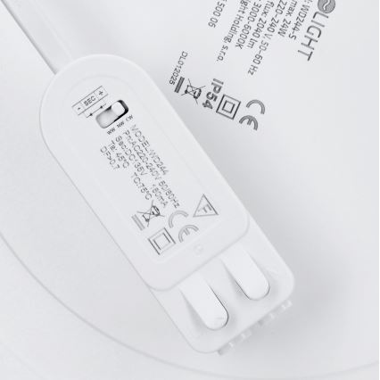 Panneau LED 2 en 1 appliqué/encastré 24W/230V 3000/4000/6000K Ø 30 cm IP54 blanc