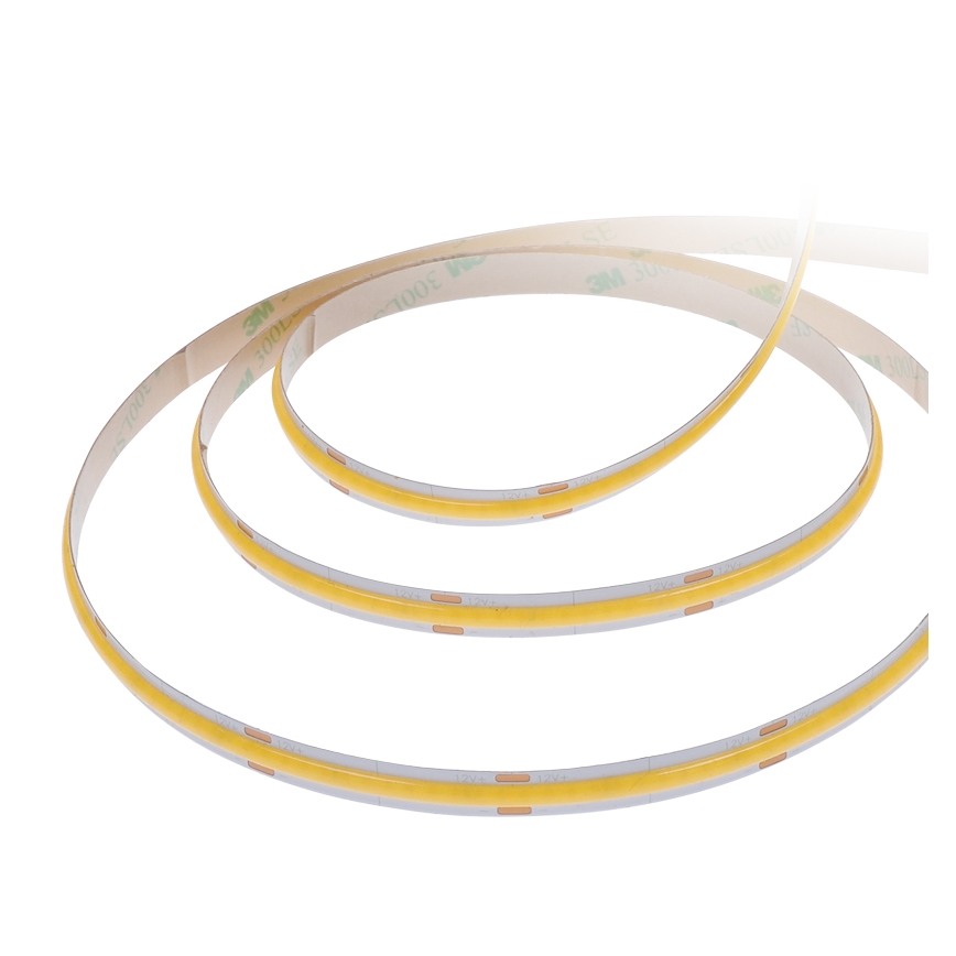 Striscia LED LED/8W/m/230V 3000K 5m