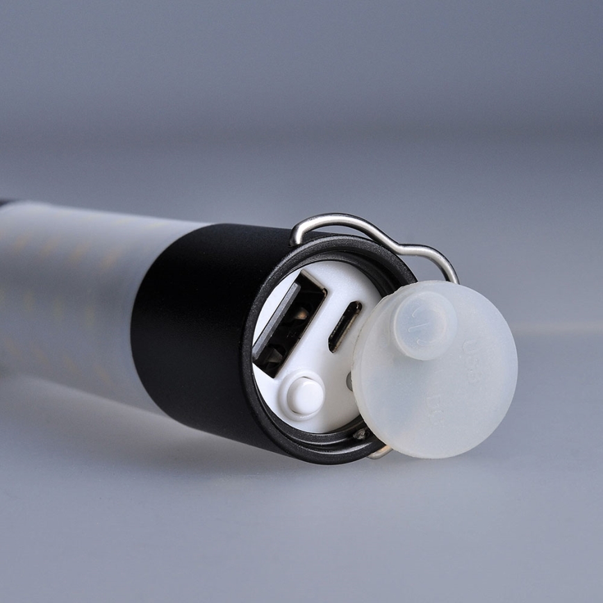 LED Ricaricabile campeggio flashlight con funzione di power bank LED/1500 mAh 3,7V IP44