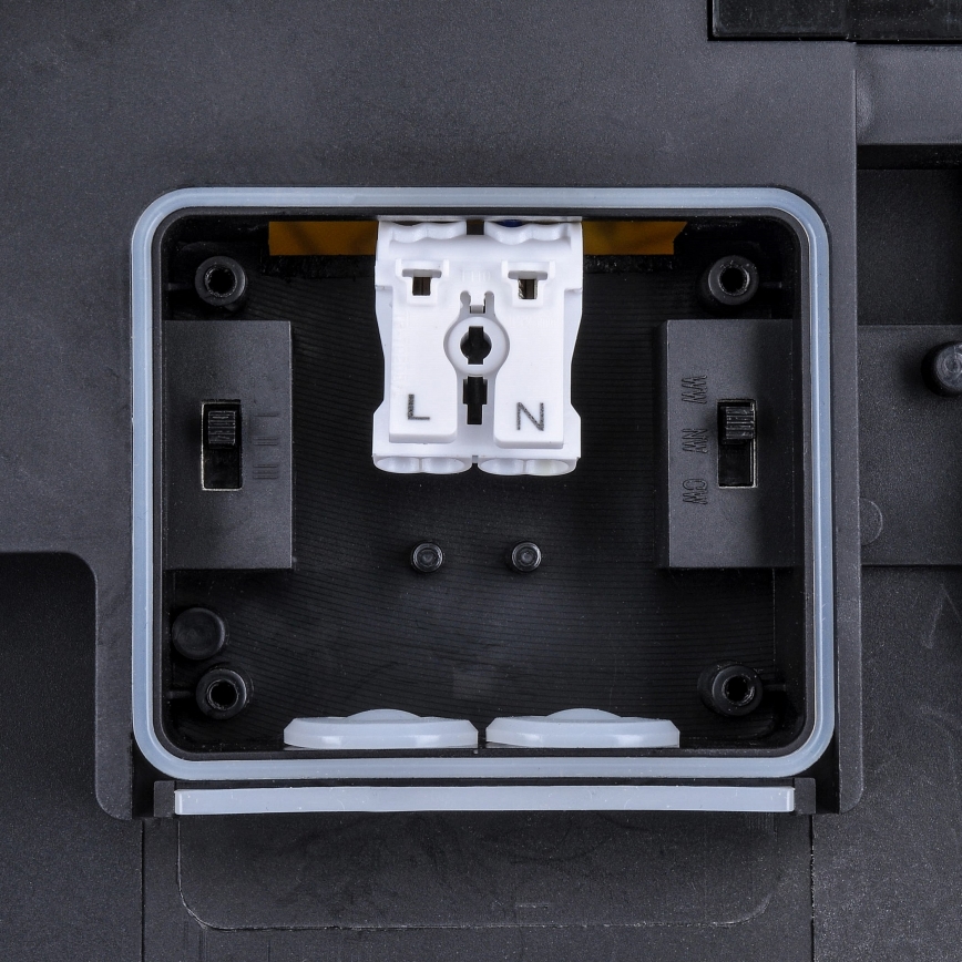 Plafonnier extérieur à intensité variable LED/18W/22W/26W/230V 3000/4000/6500K IP65 noir
